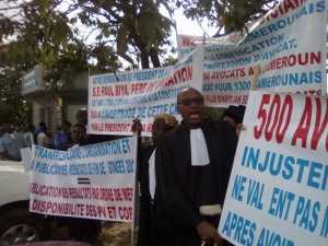 Cameroun: La police interdit une manifestation d'avocats à  Yaoundé