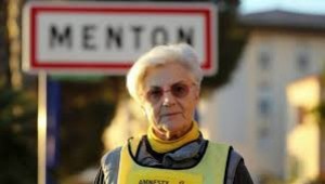 Guinée-France: Une responsable d'Amnesty International  jugée pour avoir aidé deux migrants refoulés