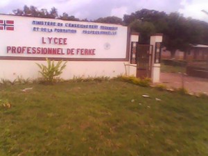 Côte d'Ivoire: Ferké, les enseignants de l'enseignement professionnel menacent les examens 2018