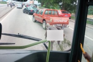Côte d'Ivoire: Voie de la Carena, un fou se jette sous un bus de la SOTRA