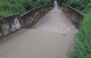 Côte d'Ivoire: Drame à  Abidjan, les eaux de ruissellement emportent un enfant qui s'amusait dans un caniveau