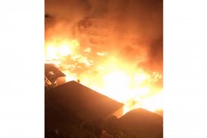 Côte d'Ivoire: Un incendie ravage des maisons de la cité Paillet à  Abidjan, un mort par asphyxie