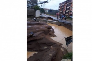 Côte d'Ivoire: Pluie diluvienne, plusieurs quartiers privés d'électricité, la CIE à  pied d'œuvre