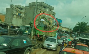 Côte d'Ivoire: Du moustiquaire imprégné pour couvrir les conteneurs à  ordures