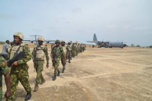 Nigeria:  Des policiers tirent en l'air pour réclamer leurs salaires impayés