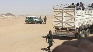 Niger: Refoulés par l'Algérie, près de 600 migrants africains secourus dans le désert