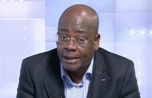 Côte d'Ivoire: Fraternité matin, Venance Konan et les syndicats du personnel à  «couteau tiré» suite à  l'application du plan de redressement de l'entreprise