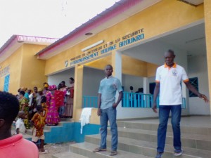 Côte d'Ivoire: Face à  l'impossibilité du gouvernement de sécuriser sa ville, la mairie de Bouaké construit et équipe un nouveau commissariat à  Broukro