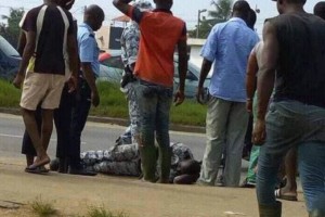 Côte d'Ivoire: Un policier fauché par une moto à  Port Bouët, raillerie sur la toile