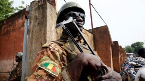 Mali: Fin de vote, place au dépouillement, incidents signalés dans le centre et le nord du pays