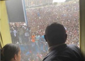 RDC: Entouré d'une marée humaine, Bemba est arrivé au siège de son parti