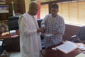 Nigeria : Le PDP dénonce Buhari à  l'ONU de militariser le processus électoral