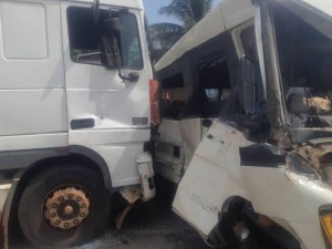 Côte d'Ivoire : Carambolage entre trois véhicules, une victime incarcérée et une trentaine de blessés