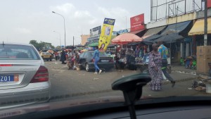 Côte d'Ivoire : Braquage manqué à  Cocody, un bandit tabassé, son acolyte en fuite
