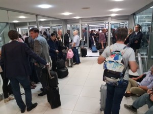 Côte d'Ivoire : Fumée dans l'avion, le vol Air France 703 annulé, confusion à  l'aéroport